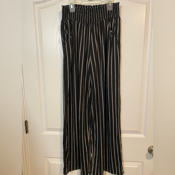 ✨ stripped pants - Picture 1 of 4
